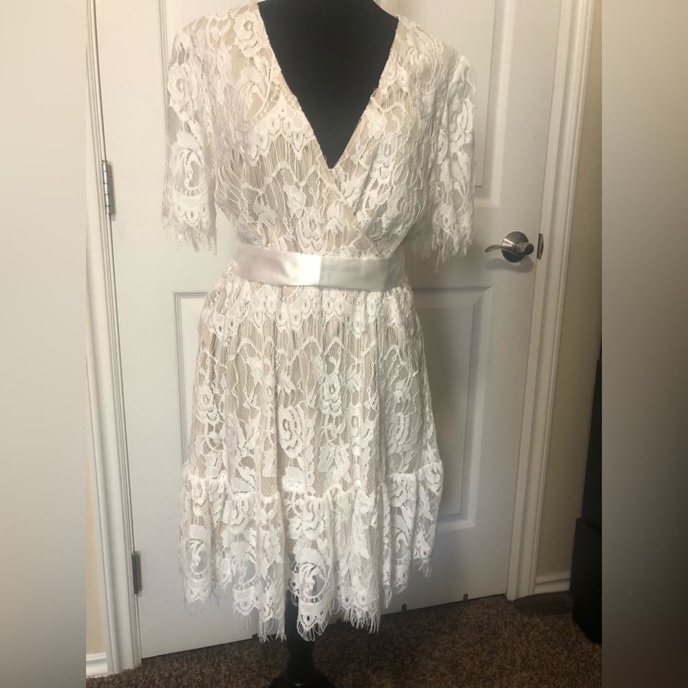 Lace Short Sleeve dress